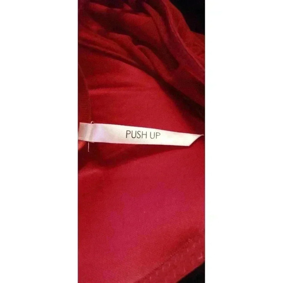 Beautiful Red Nightwear By Daisy Fuentes - Picture 6 of 7